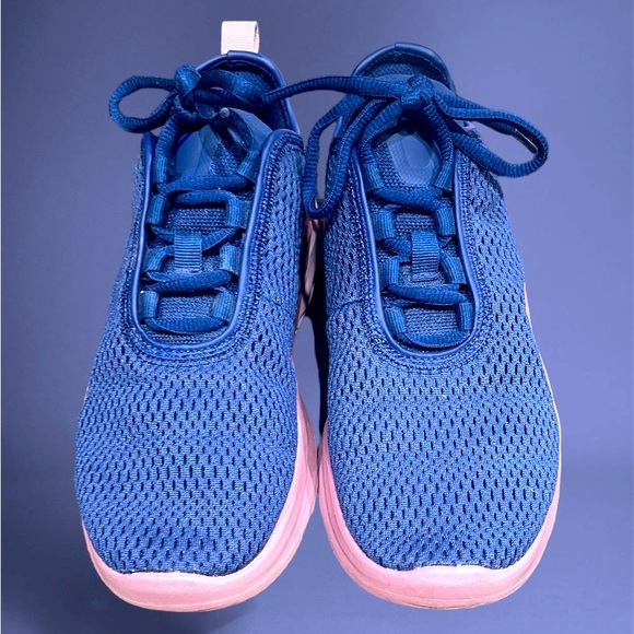Nike Womens Air Motion 2 Navy Blue & Pink Running Shoes Sneakers Size 6 - Picture 2 of 5